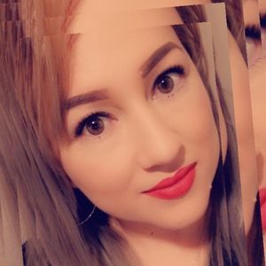 Meet your Posher, Ana